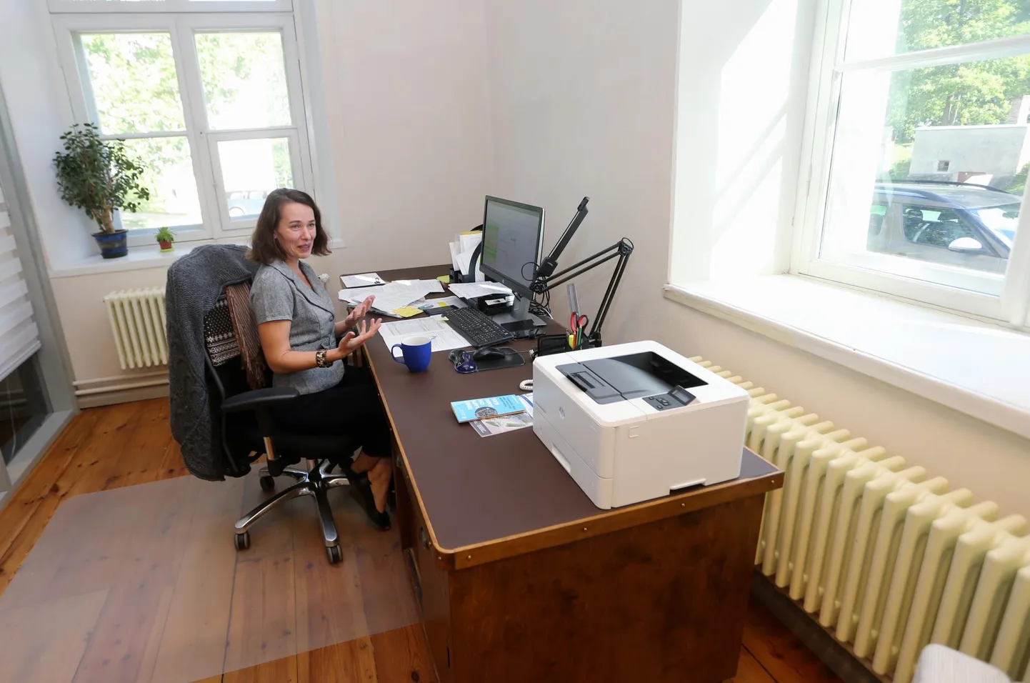 Tartu ülikooli teaduskooli direktor Riin Tamm ütleb, et kooliaasta algus on neil tegus. Kuni 20. septembrini saavad õpilased end kursustele registreerida. Ka koolid tahavad juba loenguid tellida või ise vaatama tulla.