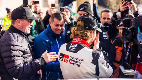 Petter Solberg kargas poja dramaatliselt MM-tiitlita jäämise järel Sebastien Ogier'le turja