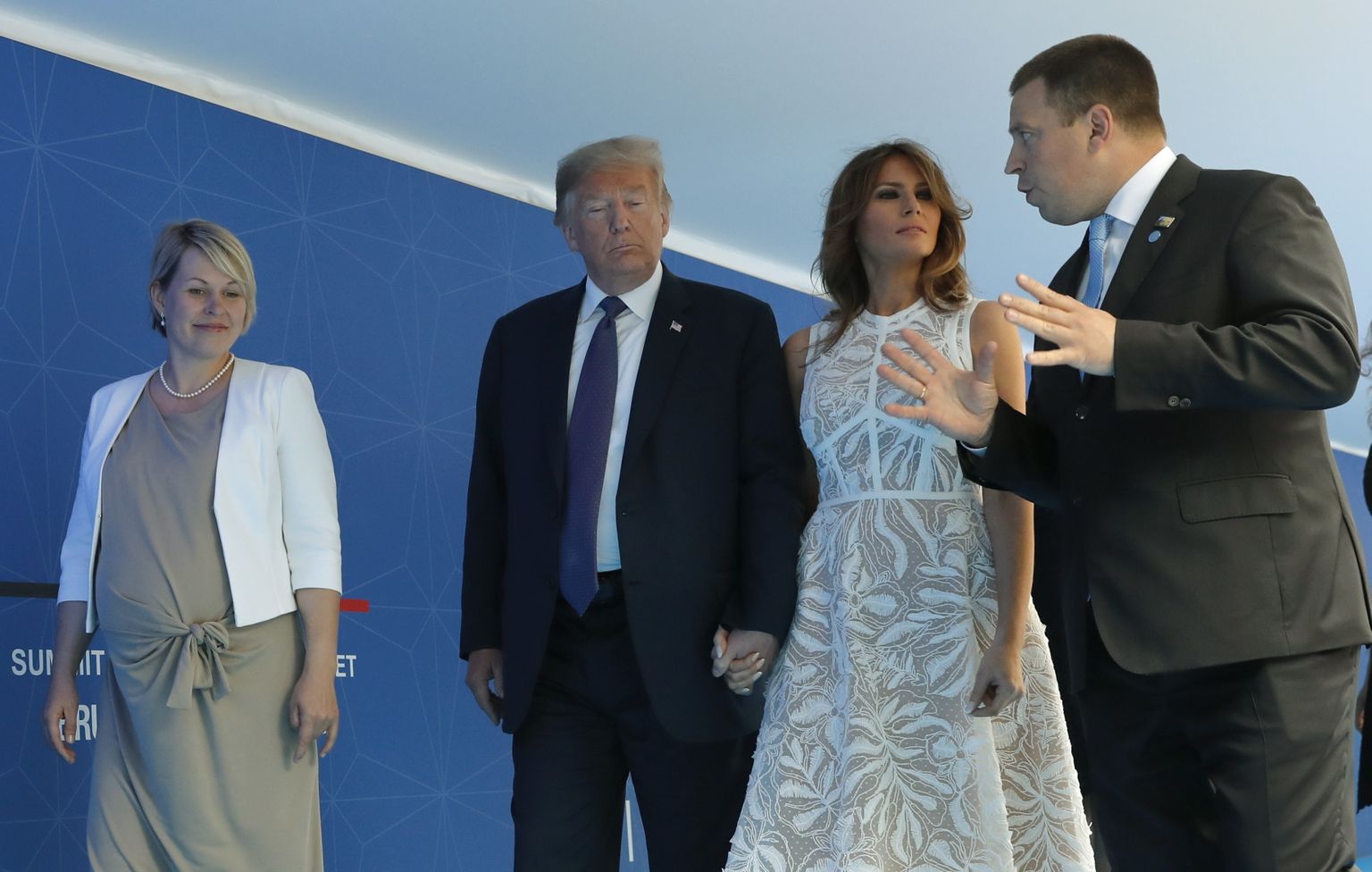 Vasakult: Jüri Ratase abikaasa Karin Ratas, USA president Donald Trump, tema abikaasa Melania Trumpi ja Jüri Ratas.