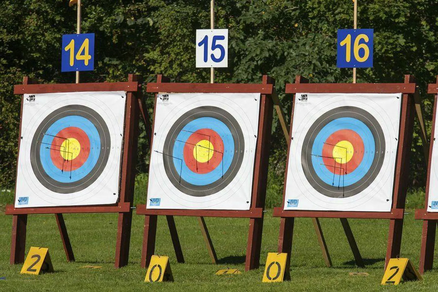 Pärnu Meelise vibuklubi sportlased võitsid karikavõistlustelt auhindu.