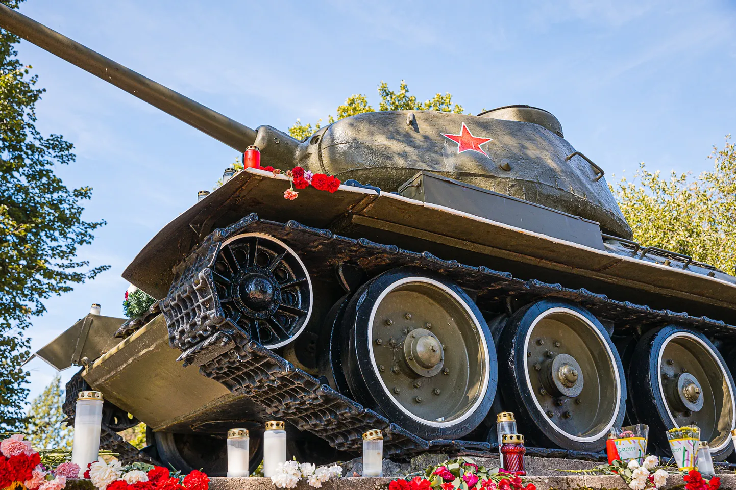 Нарвский танк.