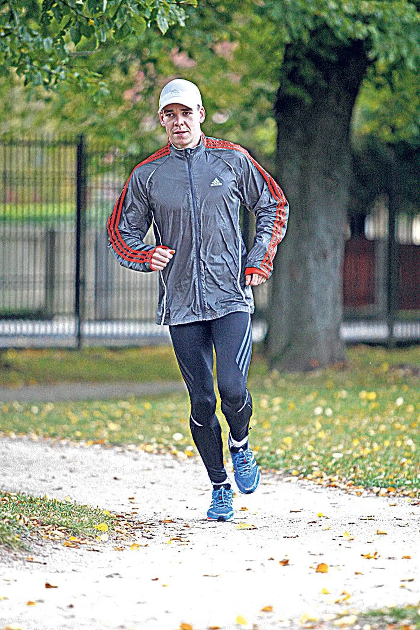 Olenevalt treeninguperioodist jookseb Viljar Vallimäe nädalas umbes 170 kilomeetrit. Praegu taastub ta septembri algul läbitud Tallinna maratonist ning valmistub Frankfurdi maratoniks.