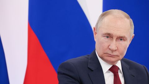 Avoti: Putins nevēlas naidoties ar Trampu, taču viņam svarīgāk ir turpināt karu