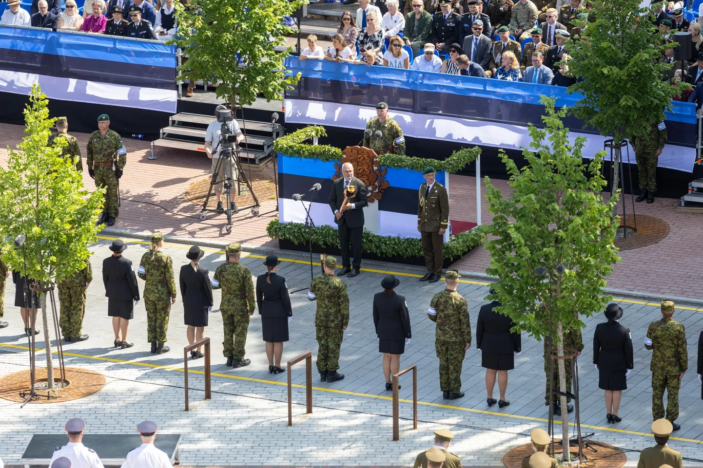 Eelmisel aastal toimus Kaitseliidu võidupüha paraad Viljandis, paraadil osales 1024 inimest.