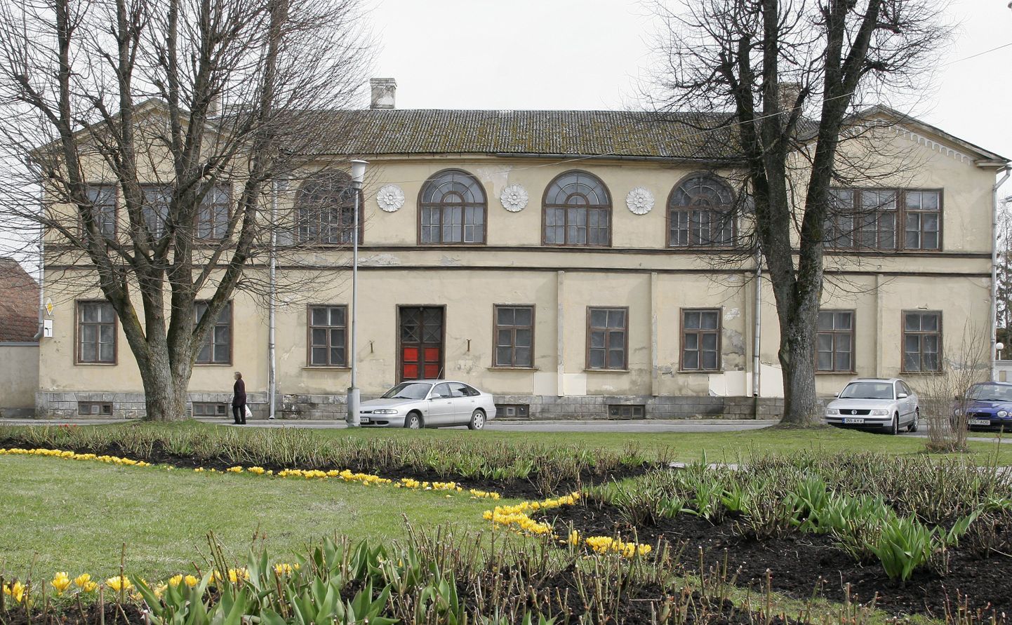 Uue Kunsti Muuseumi hoone Viljandis.