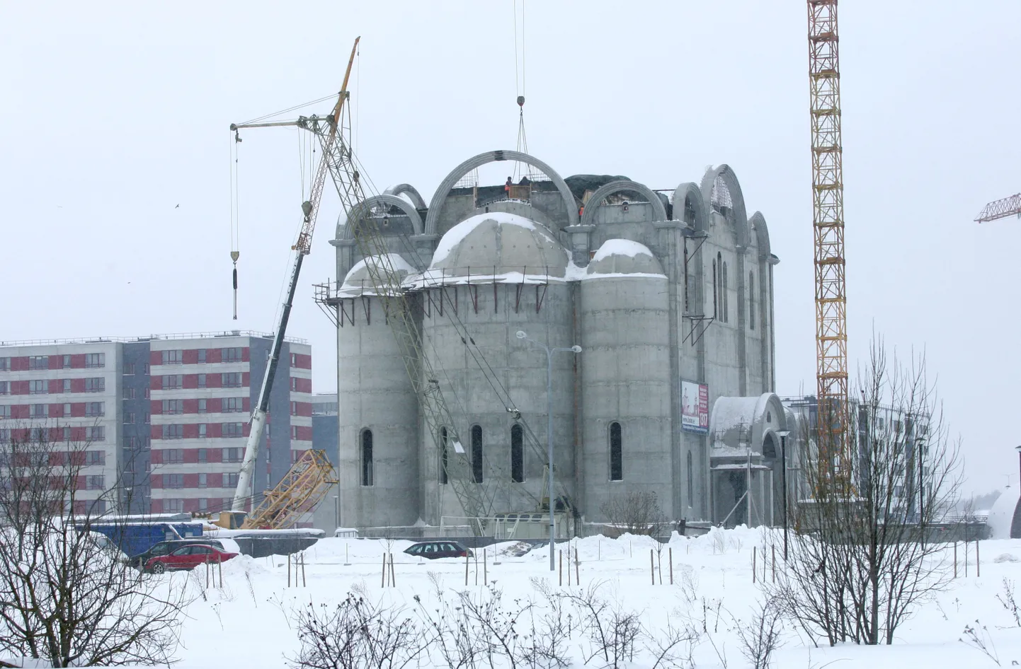 KIRIK; TALLINN, EESTI, 14DEC10.
Vene õigeusu kiriku ehitamine Lasnamäel.
th/Foto TOOMAS HUIK/POSTIMEES