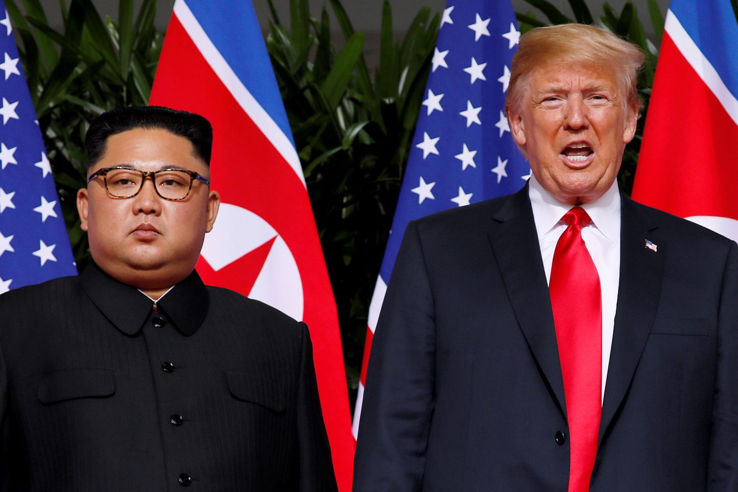 Põhja-Korea liiger Kim Jong-un ja USA president Donald Trump oma esimesel tippkohtumisel Singapuris 2018. aasta 12. juunil.