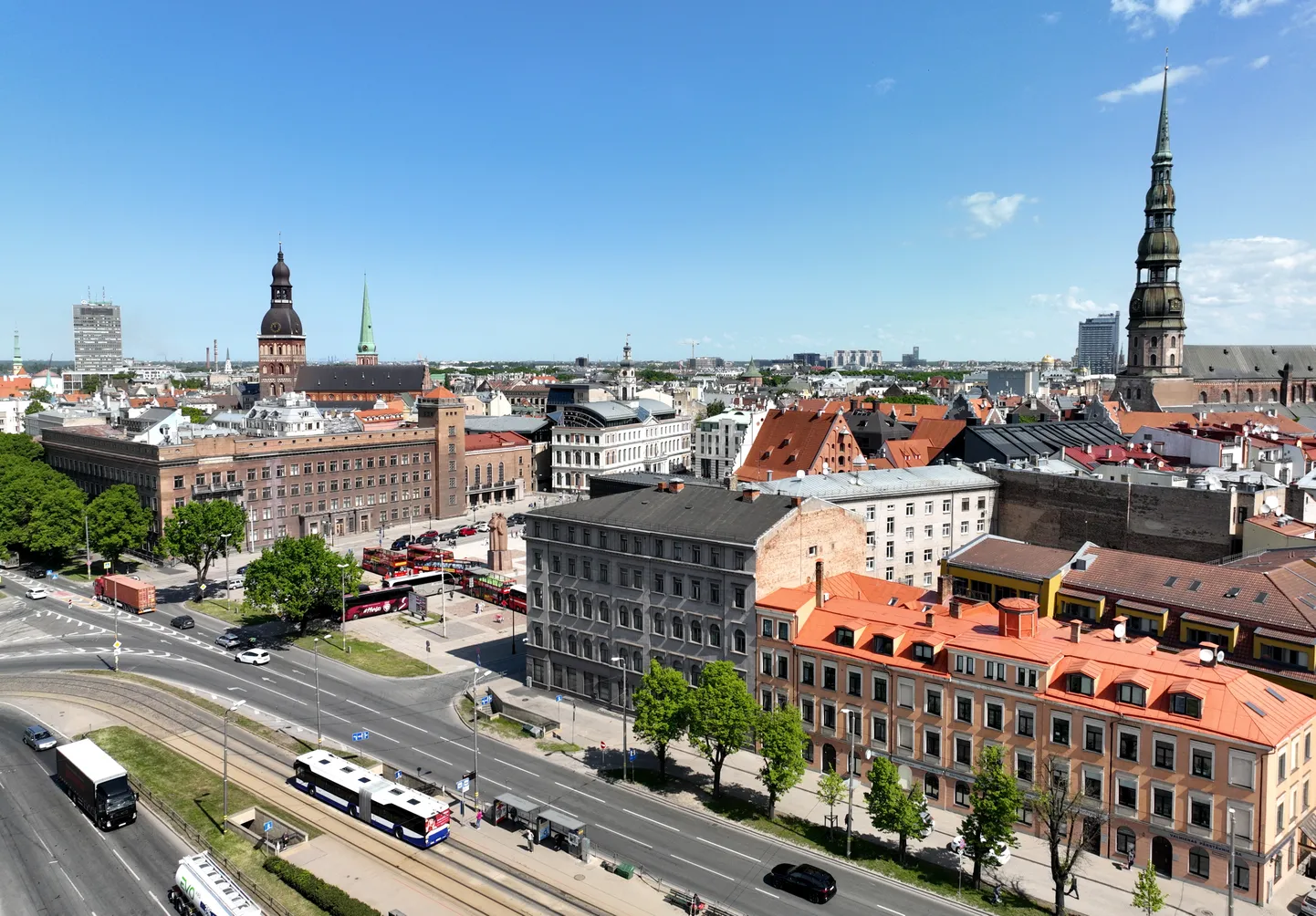 Rīgā ievieš pirmos ar skolēnu dziesmu svētku organizēšanu saistītos ...