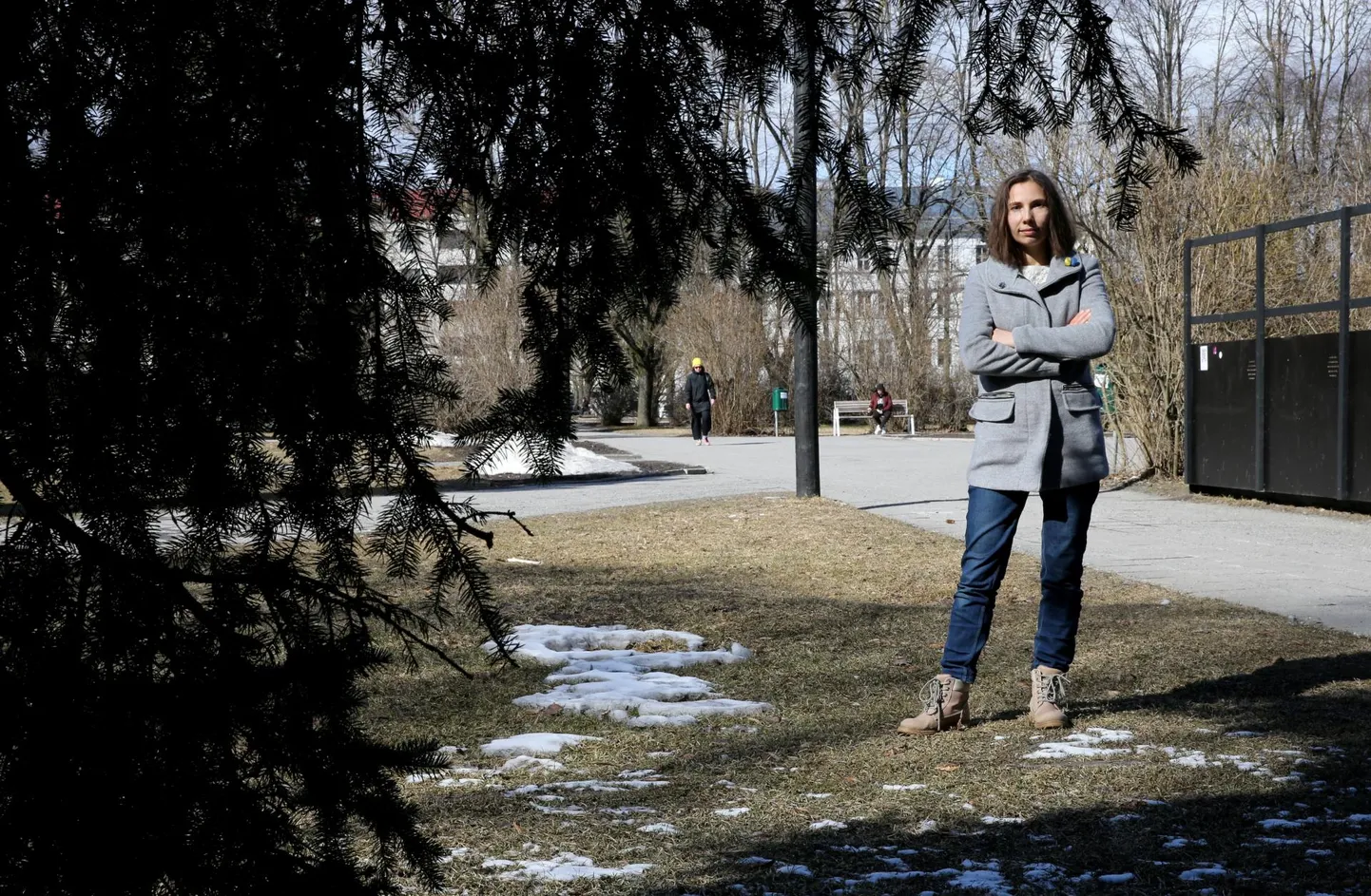 Eile keskpargis jalutanud MTÜ Päästame Tartu Keskpargi esindaja Anna Aljanaki sõnul on nende ühingu eesmärk säilitada keskpark rohealana.