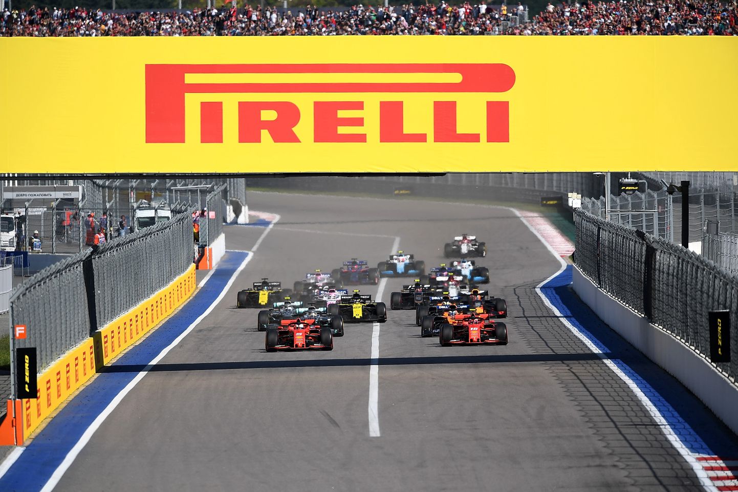 Eelmise aasta Sotši GP võitis Lewis Hamilton.
