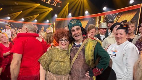 Vara teele, öösel tagasi. Laululahingute pidamine nõuab tõrvakatelt pühendumist