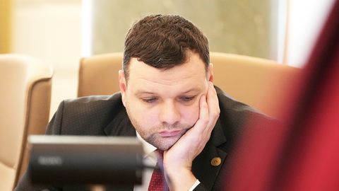 Ministrs: Jādiskutē par pensiju otrā līmeņa uzkrājumu izmantošanu ārstniecībai