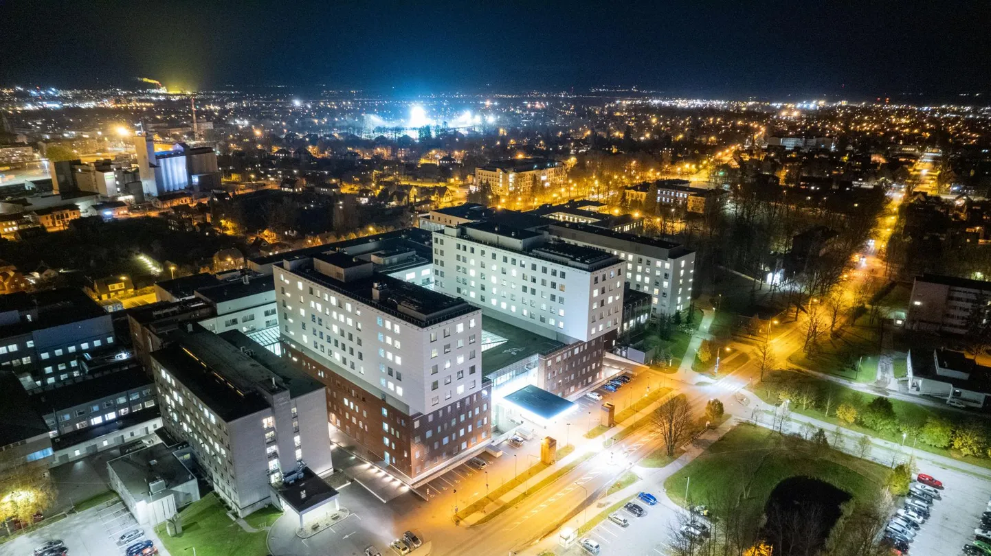 Õnnetuses viga saanud mees toimetati ülikooli kliinikumi.