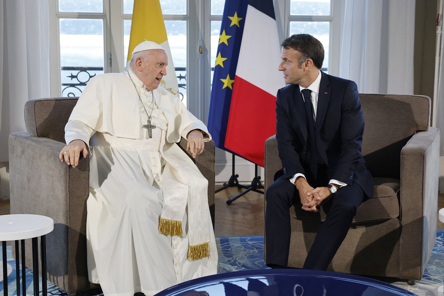 Paavst Franciscus kohtumas Prantsusmaa president Emmanuel Macroniga Marseilles 23. septembril 2023. aastal.