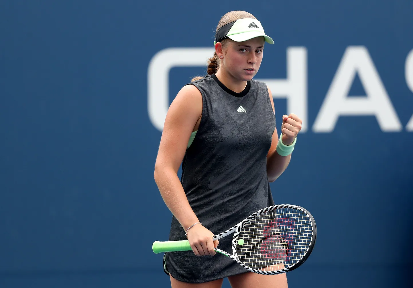 Aļona Ostapenko