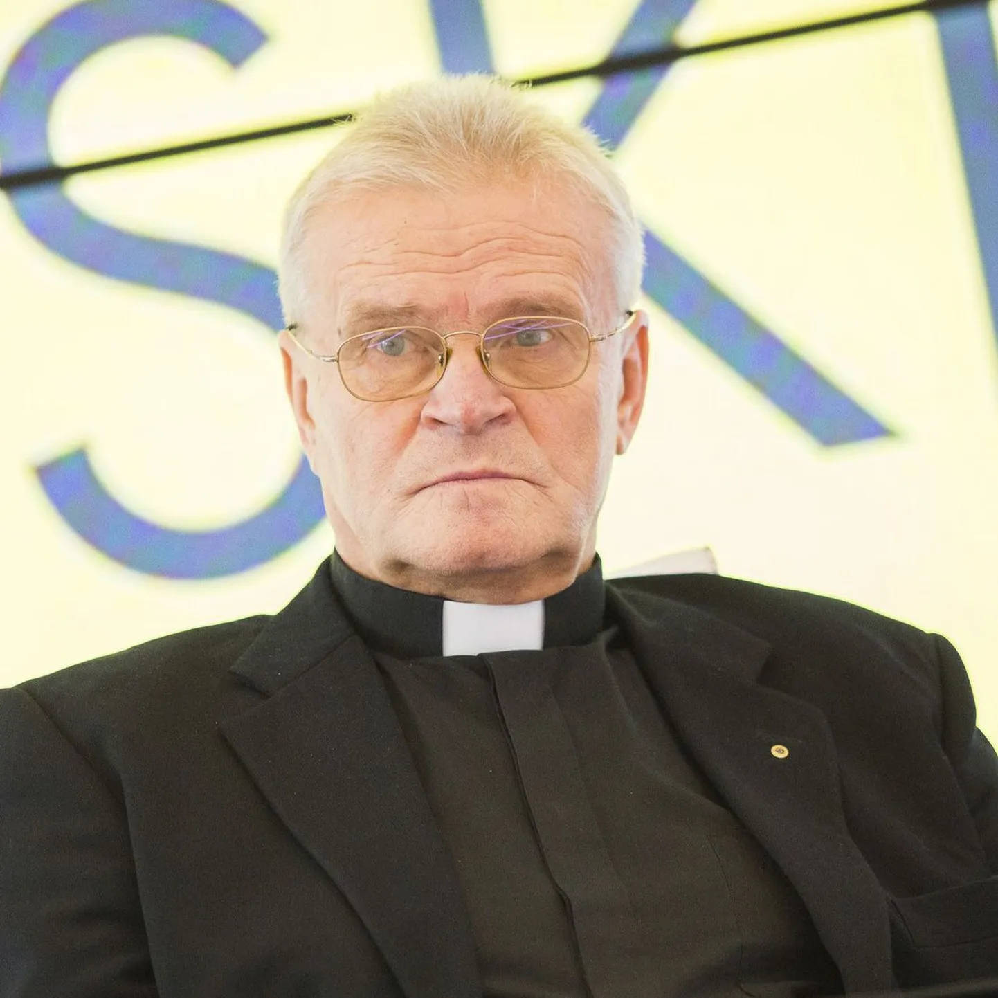 Jumalateenistuse viivad läbi EELK peapiiskop emeeritus Andres Põder ja kohalikud vaimulikud.