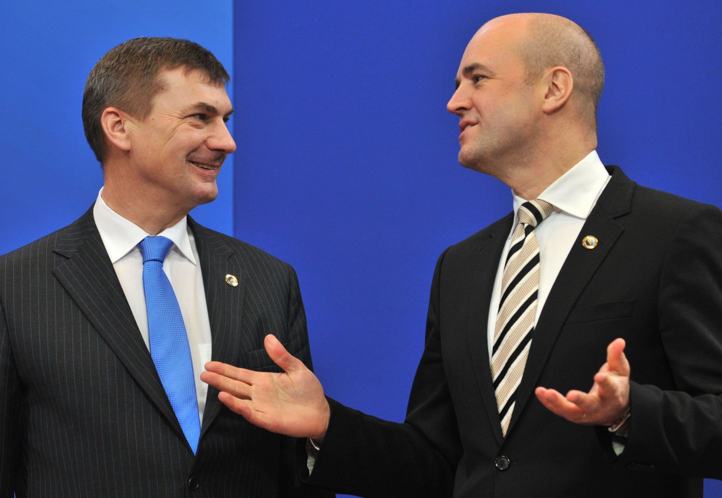 Rootsi peaminister Fredrik Reinfeldt (paremal) ja Eesti peaminister Andrus Ansip Brüsselis.