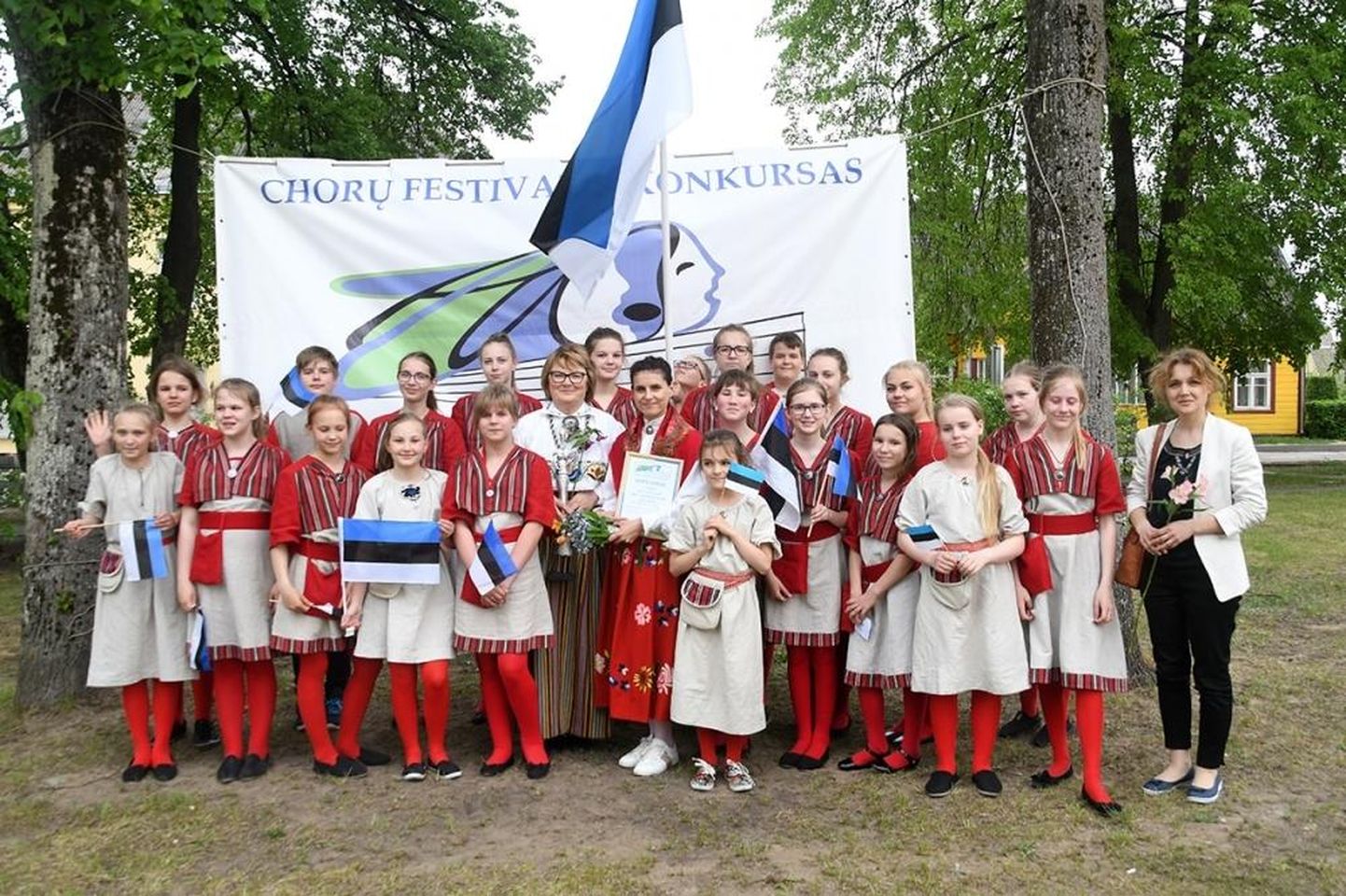Tapa Valla Lastekoor hoidis Leedus Eesti muusikalippu kõrgel.