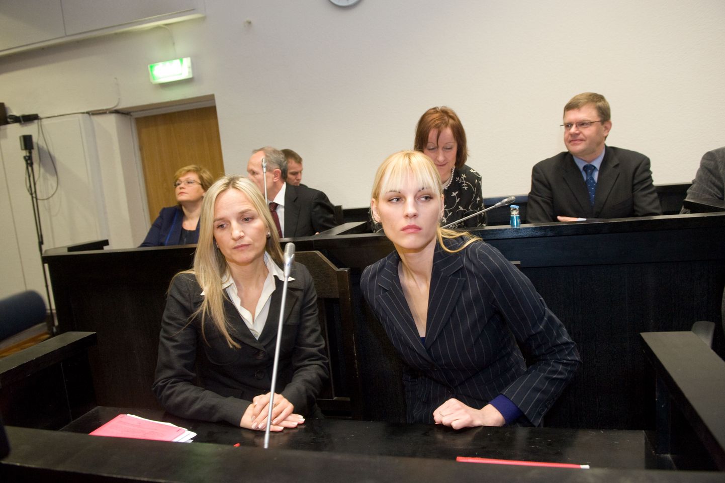 Прокуроры по делу об обмене земель Инна Омблер (слева) и Лаура Фельдманис.