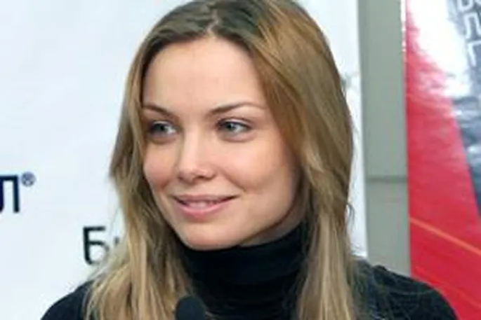 Пенис эротикасын зерттейтін қыздар сағат