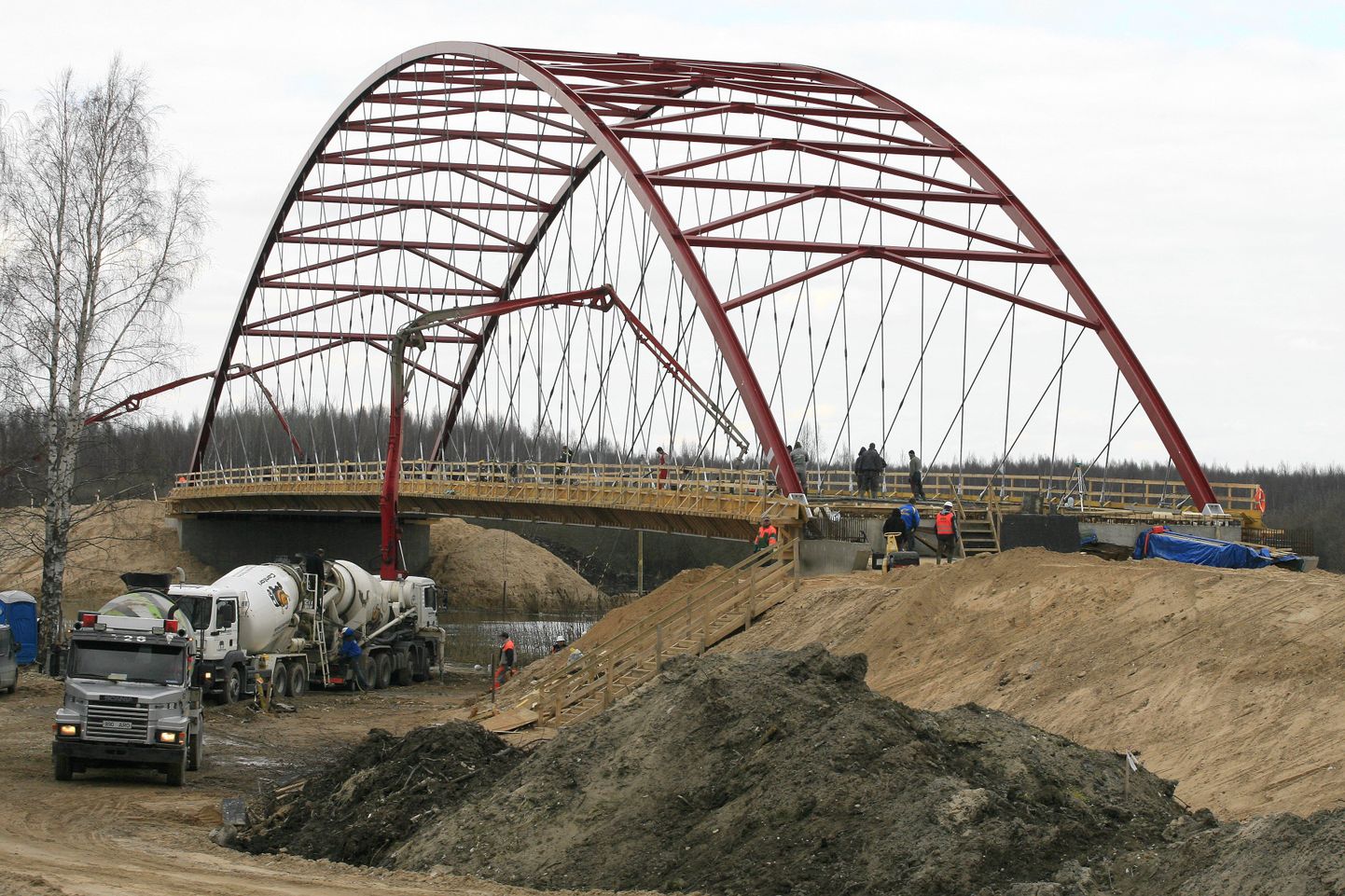 Jõesuu uus sild avatakse liikluseks esmaspäeval.