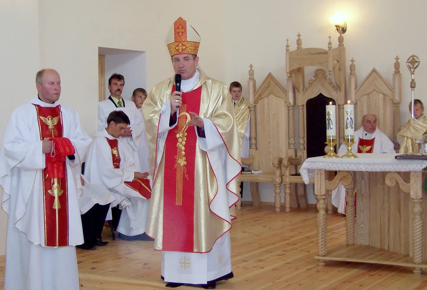 Rēzeknes - Aglonas diecēzes bīskaps Jānis Bulis.