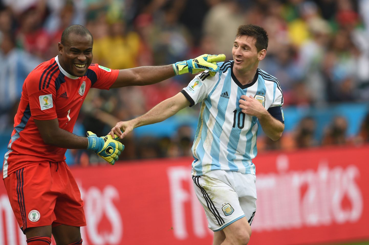 Lionel Messi ja Vincent Enyeama näitasid mängus oma parimaid külgi ning võivad nüüd rahulolevalt naeratada.