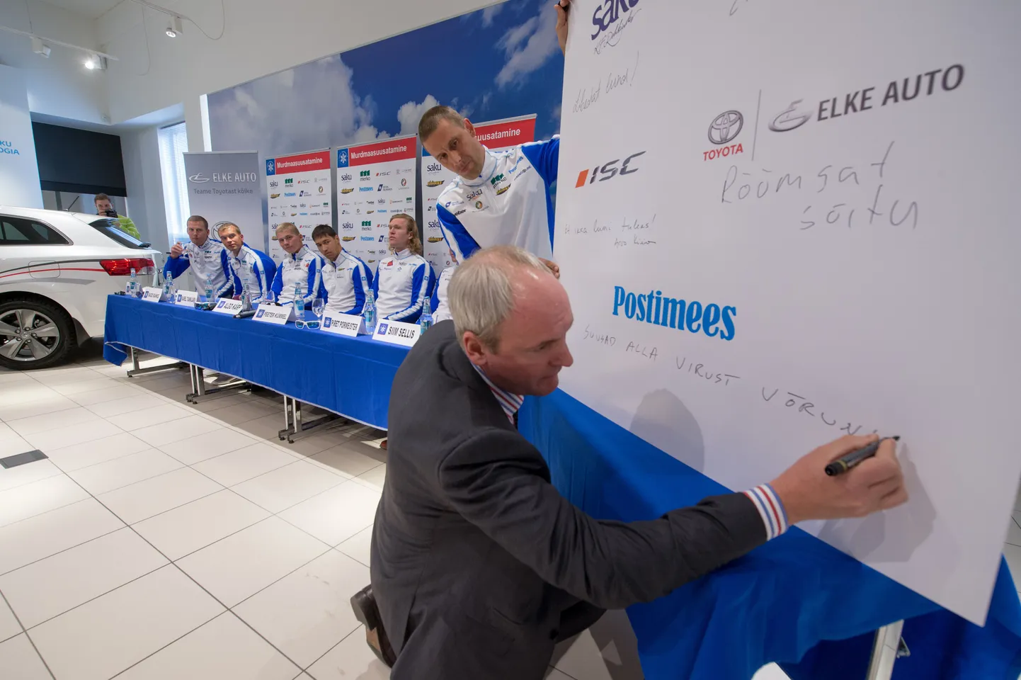 Mart Luik kirjutas suusaliidu pressikonverentsil meie suusatajatele ka ühe hea soovi alanud hooajaks.