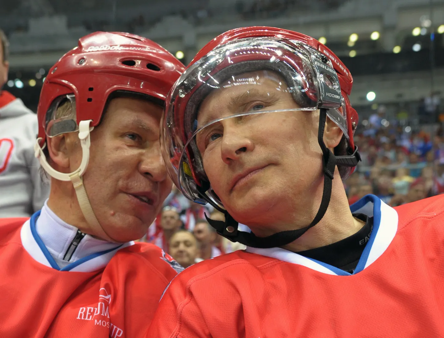 Vjatšeslav Fetissov (vasakul) ja Vladimir Putin.