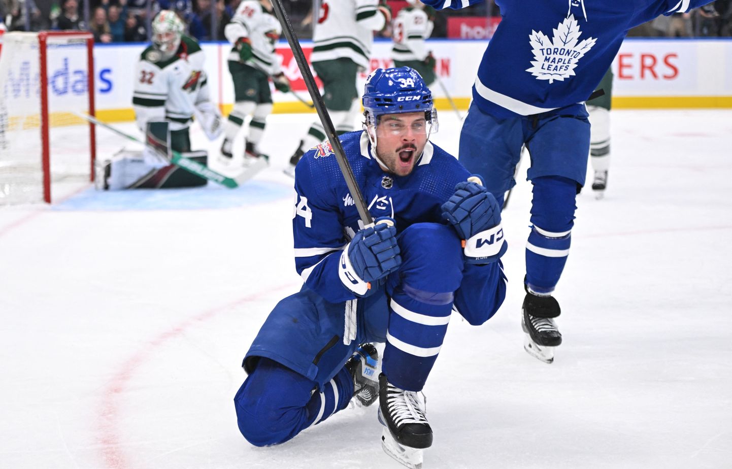 Toronto "Maple Leafs" uzbrucējs Ostons Metjūss