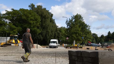 FOTOD ⟩ Suure ristmiku valmimine lükkub edasi