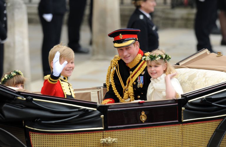 Prints Harry 2011. aastal prints Williami pulmas sõitmas tõllas