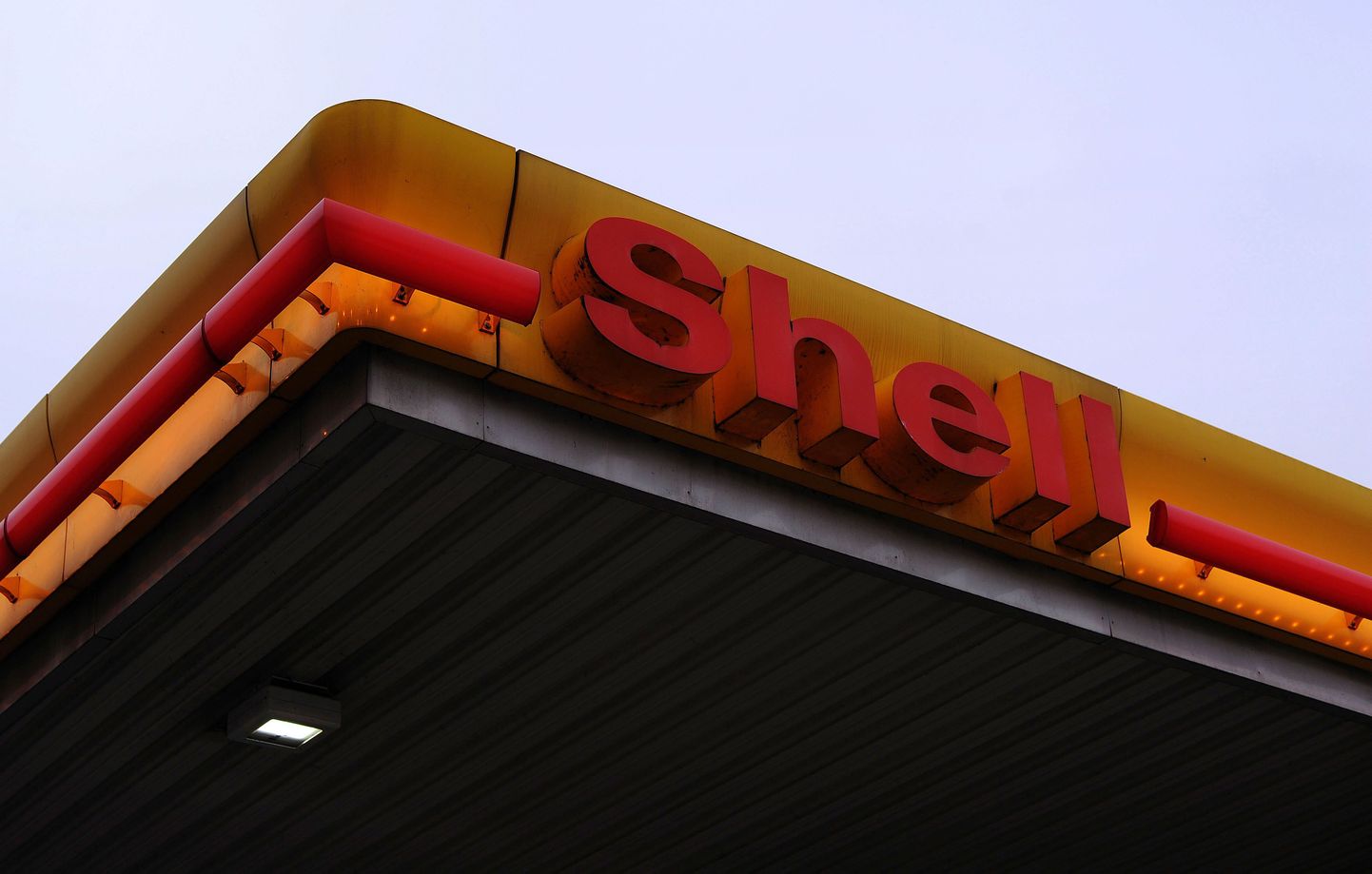 Shelli bensiinijaam.