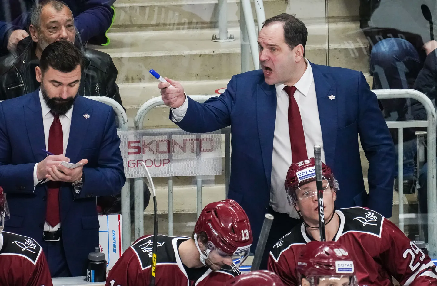 Ģirts Ankipāns, Edgars Masaļskis un Rīgas "Dinamo" hokejisti