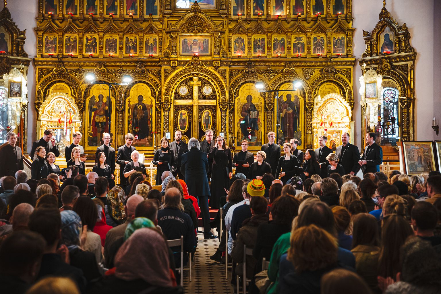 Festivali "Tallinn-Narva Music Week" üks kõrghetki oli Eesti filharmoonia kammerkoori kontsert Tõnu Kaljuste juhatusel Narva Issanda Ülestõusmise kirikus, kus kanti ette Arvo Pärdi teoseid.