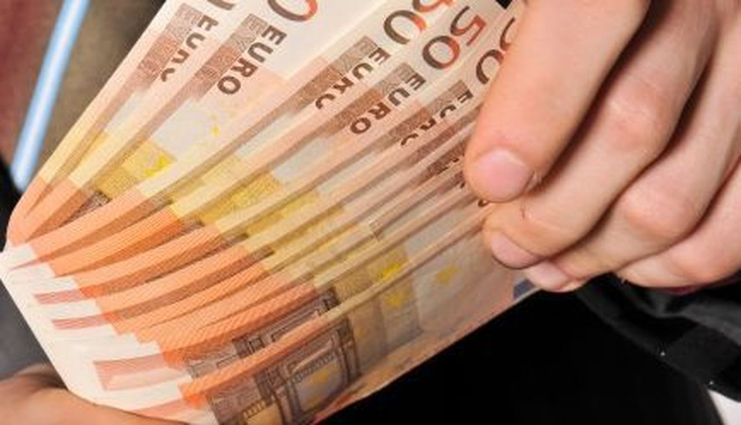 Suurperekonna välja mõelnud kreeklane sai pettusega 150 000 eurot