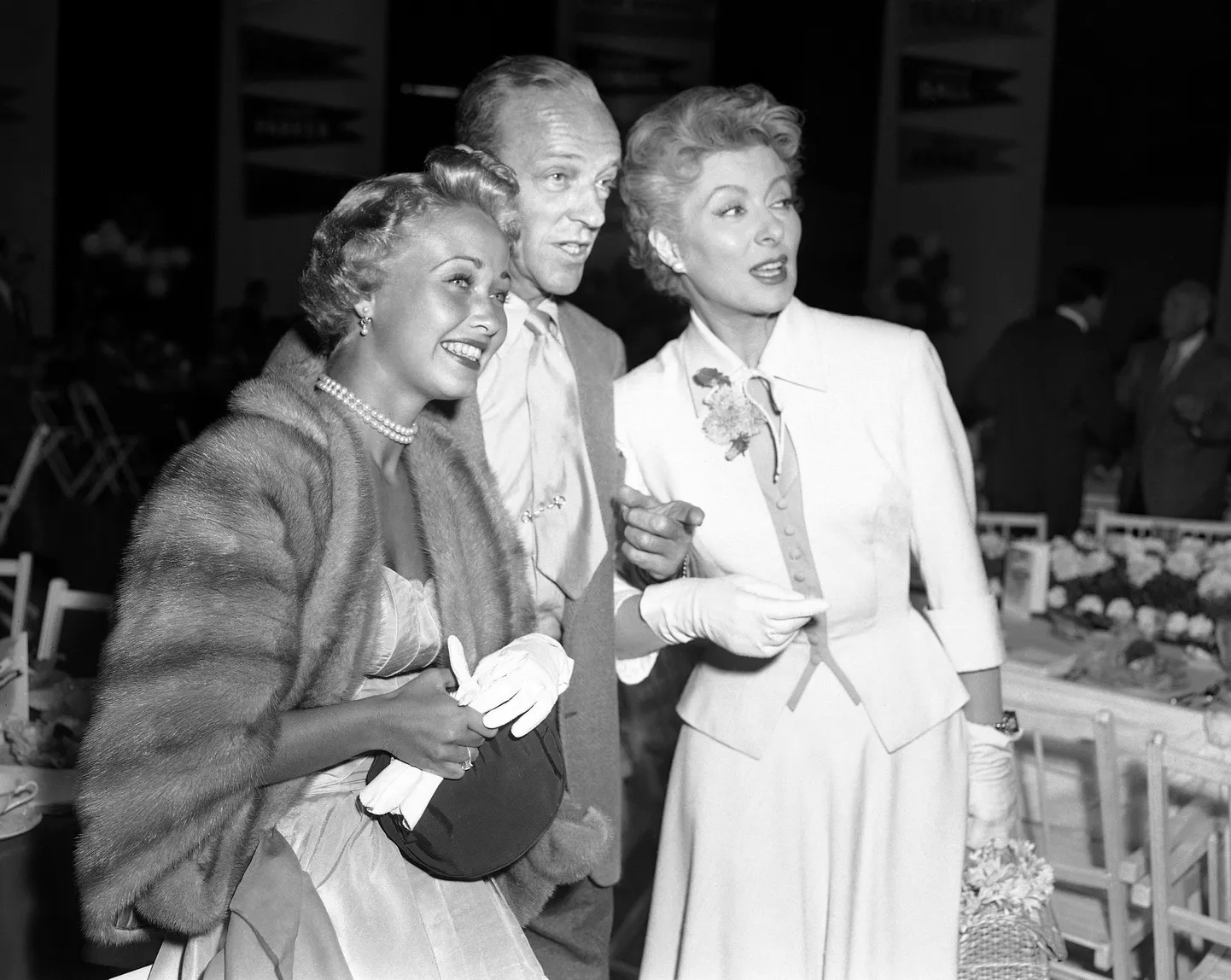 Jane Powell, Fred Astaire ja Greer Garson.