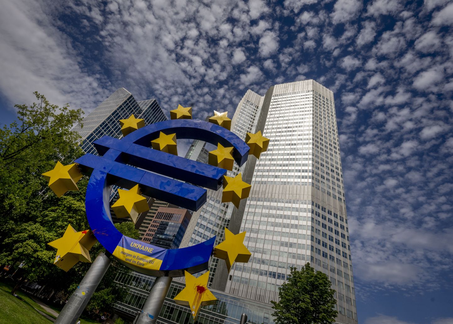 Teised keskpankurid ei kadesta Euroopa Keskpanka ees ootavaid keerulisi valikuid