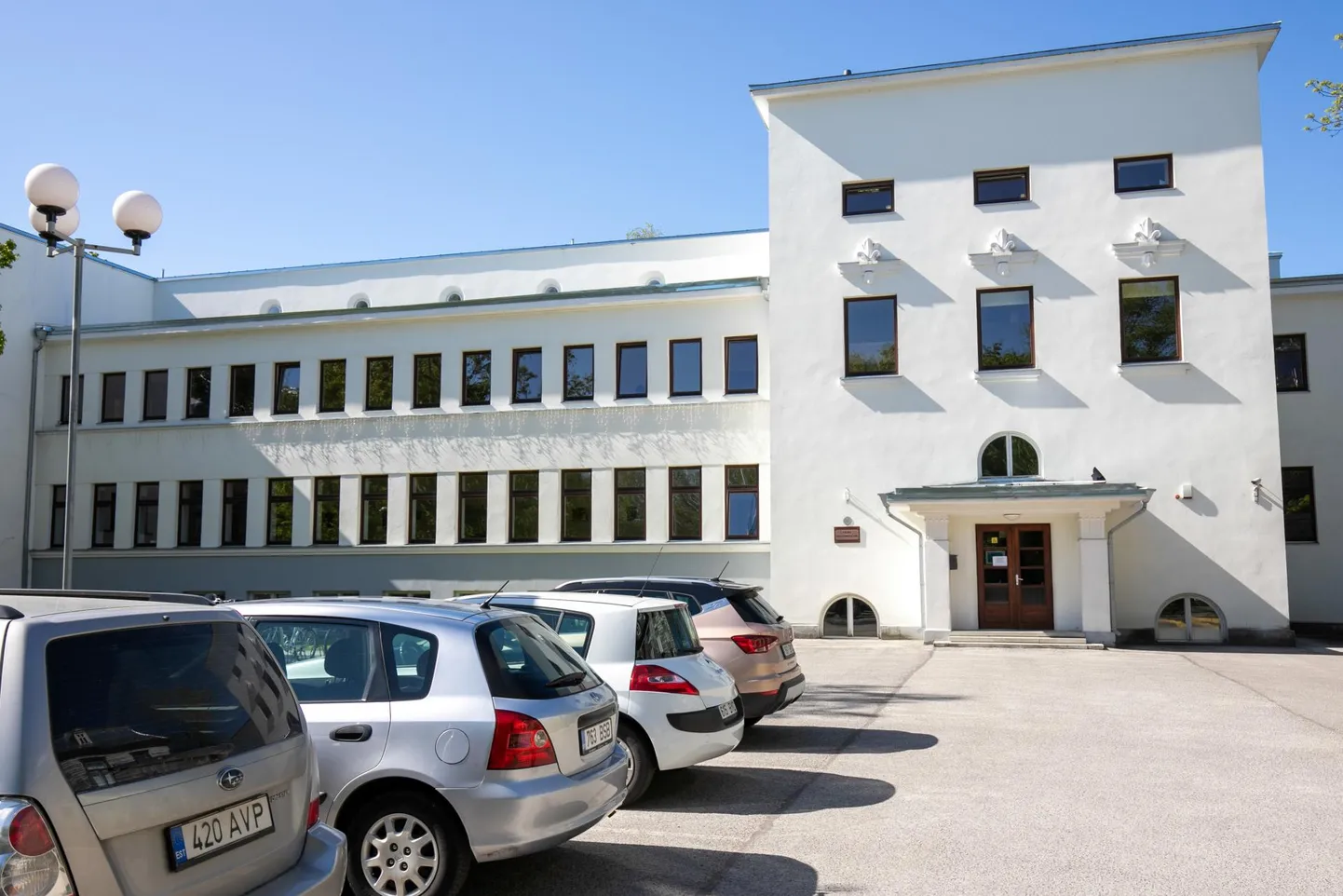 Esikoht läks jagamisele, teiste seas pälvis tunnustuse Pärnu ühisgümnaasiumi õpetaja Liis Raal-Virks.