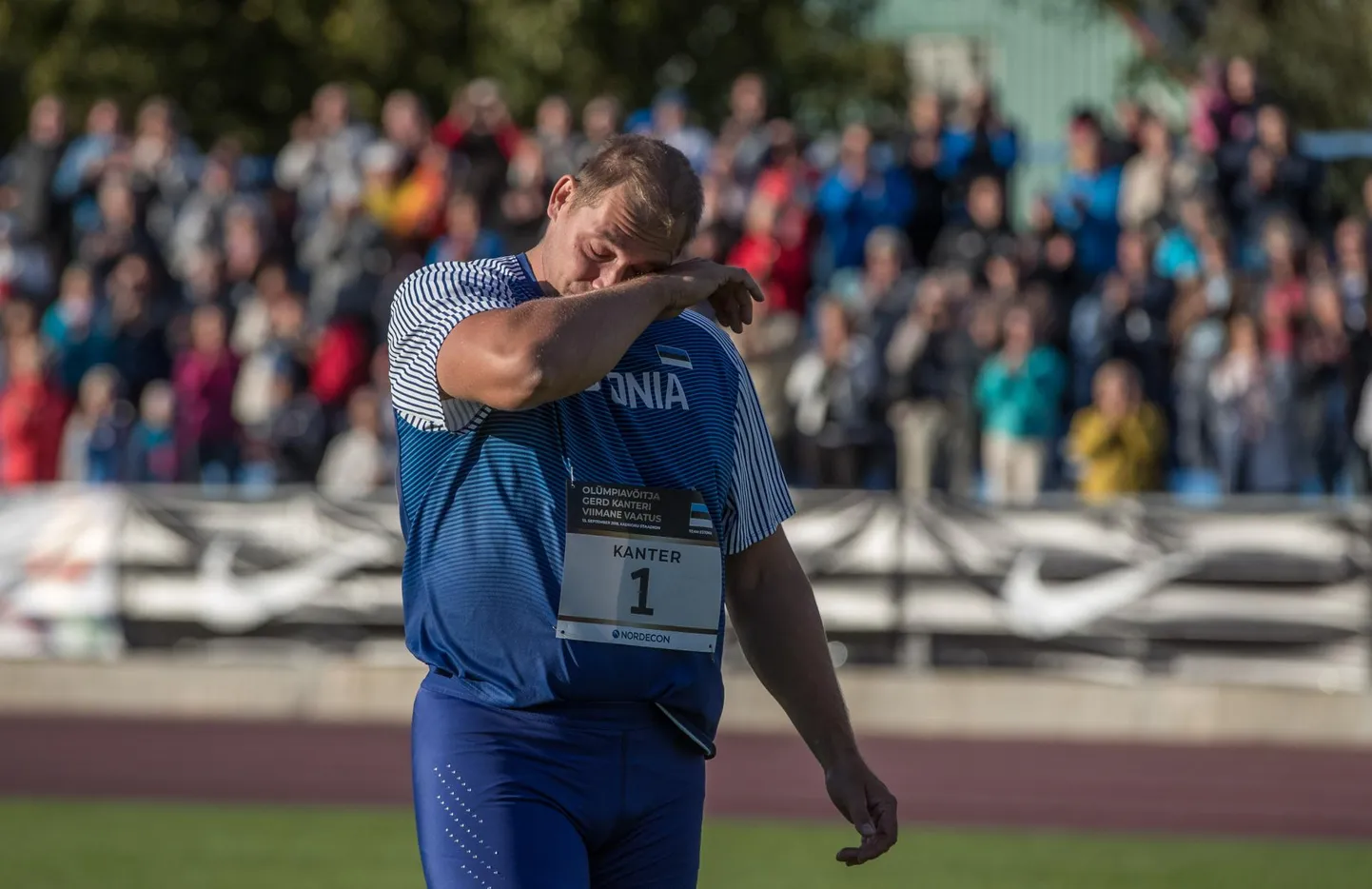 Viimasele heitele järgnenud emotsioonid võtsid Gerd Kanteril pisara silmanurka.