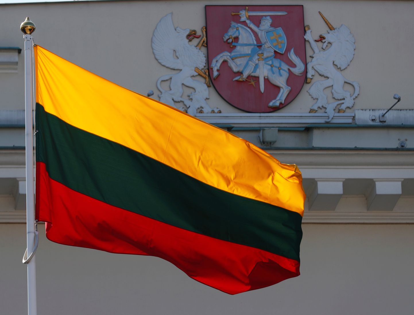 Leedu lipp lehvimas.
