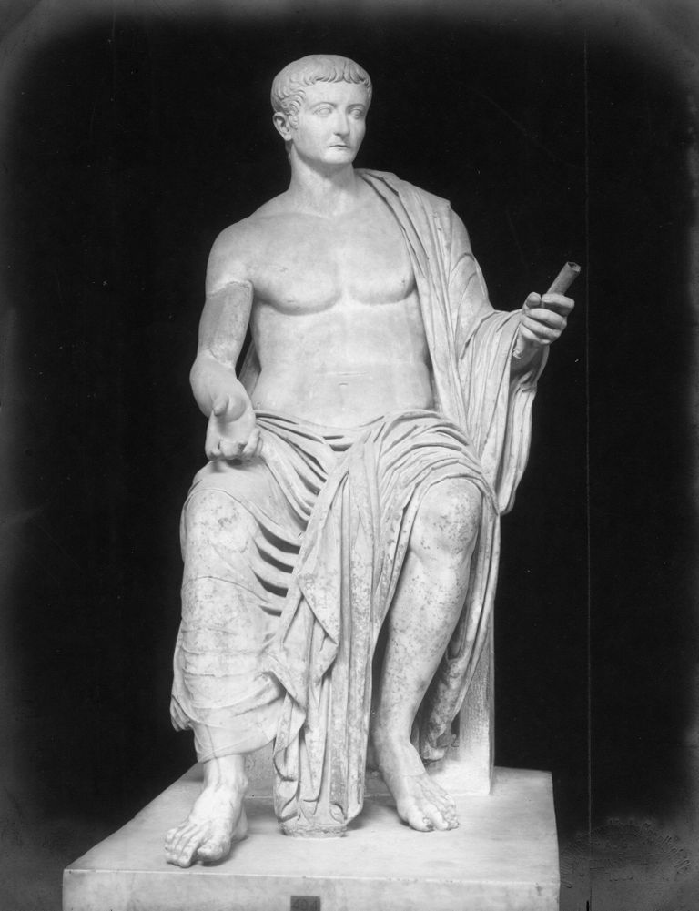 Vana-Rooma keisri Tiberiuse kuju, mis asub Vatikani muuseumis