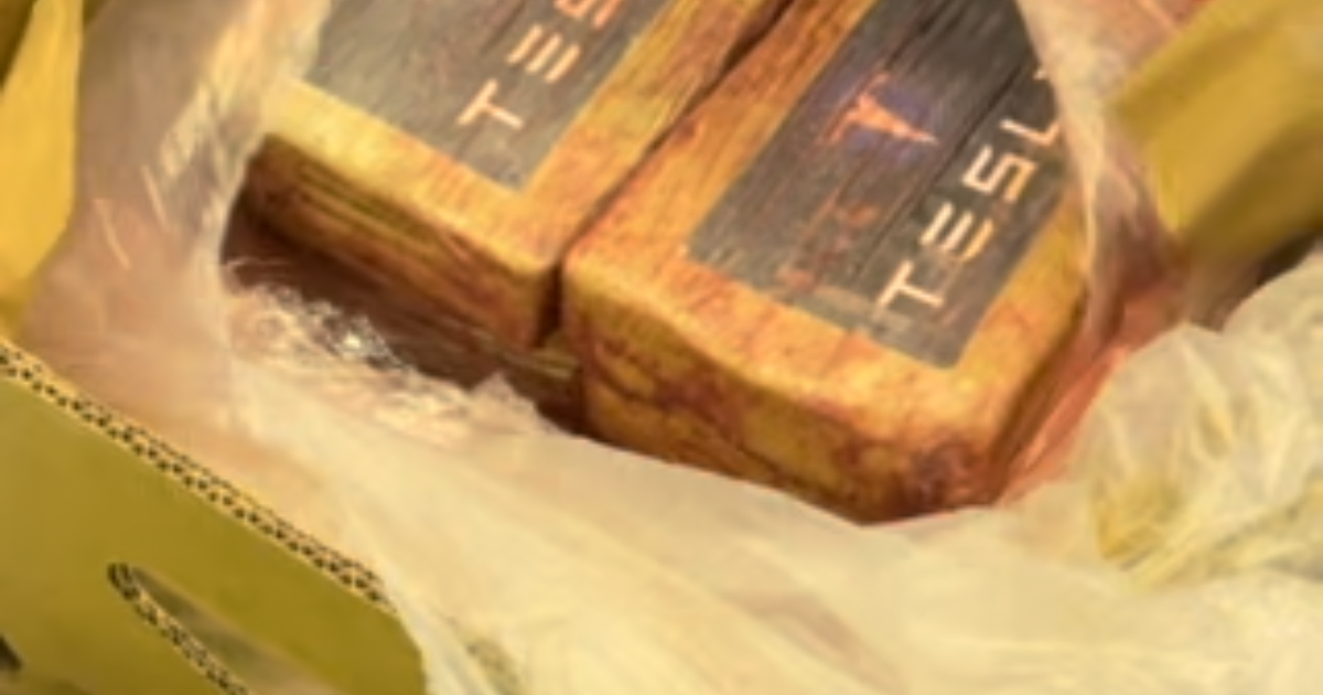 FOTOD ⟩ Tollitöötajad avastasid Muuga sadamas kahelt laevalt ligi 100 kilogrammi kokaiini FOTOD ⟩ Tollitöötajad avastasid Muuga sadamas kahelt laevalt ligi 100 kilogrammi kokaiini