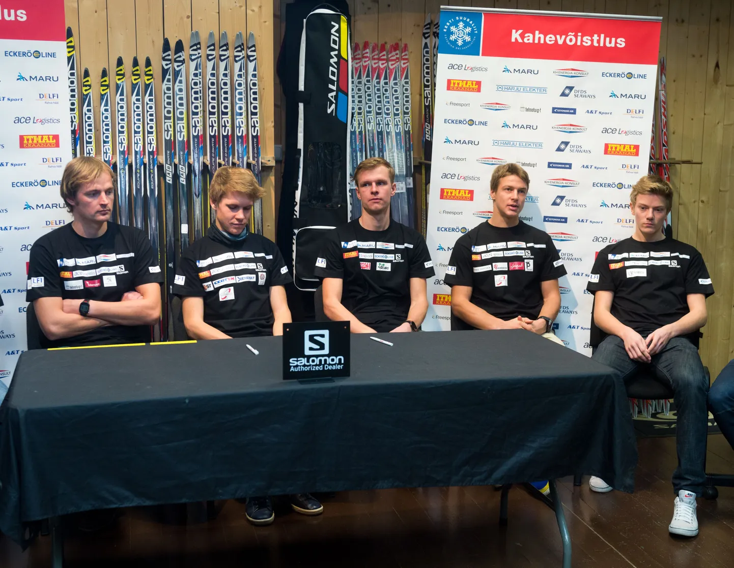 Vasakult: Tambet Pikkor, Kail Piho, Karl August Tiirmaa, Han Hendrik Piho, Kristjan Ilves.