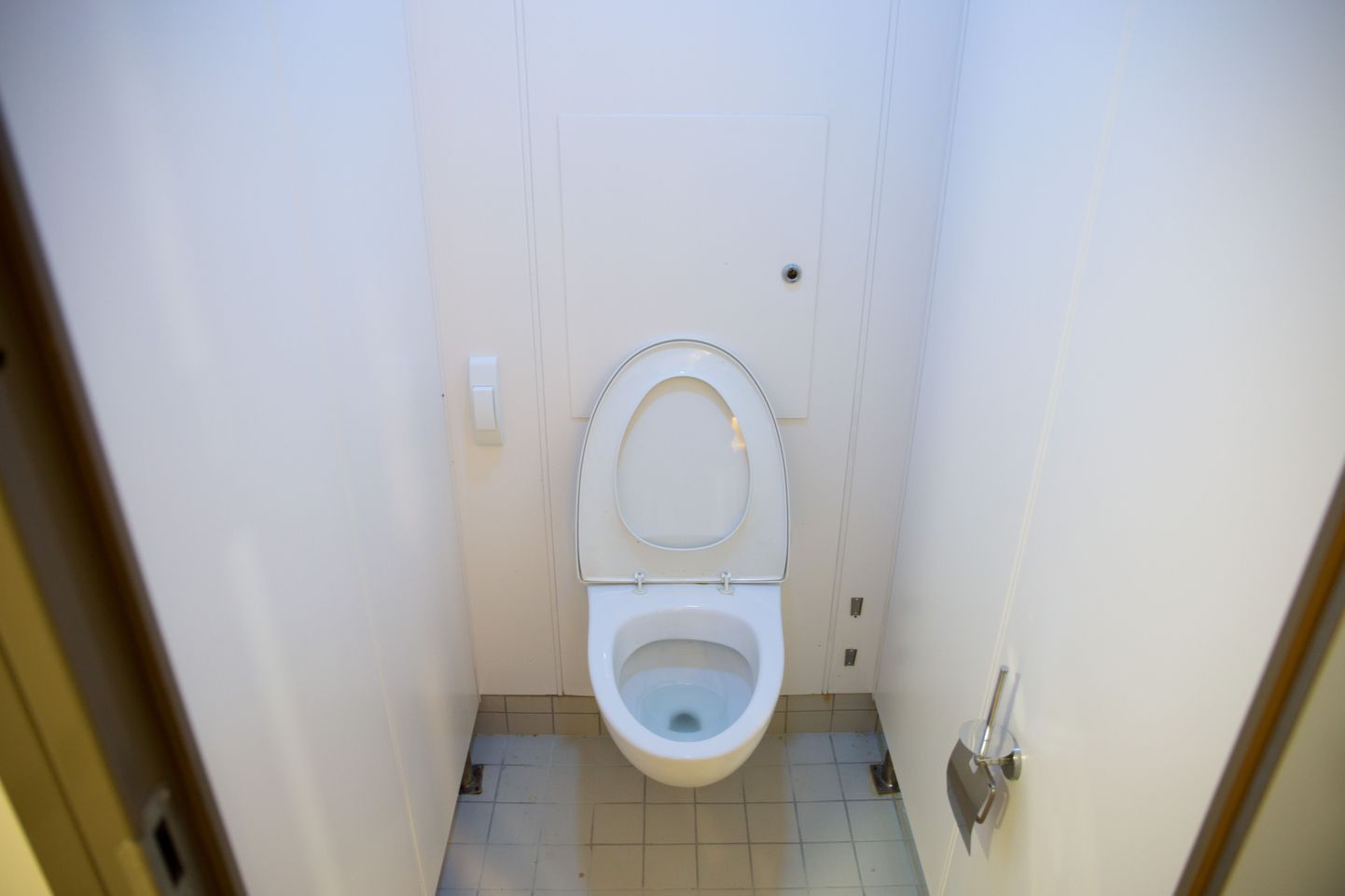 Maateeamet toob Tallinna–Pärnu maanteele kaks sanitaarkonteinerit ehk tualetti. Foto on illustreeriv.