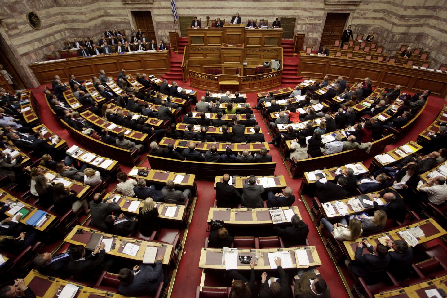 Kreeka parlament kiitis heaks järjekordsed kokkuhoiumeetmed.