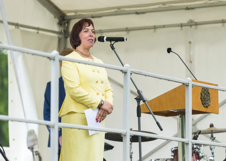 Haridus- ja teadusminister Mailis Reps pidamas kõnet Vabariigi presidendi vastuvõtul parimatele koolilõpetajatele. FOTO: MIHKEL MARIPUU/PM/SCANPIX BALTICS