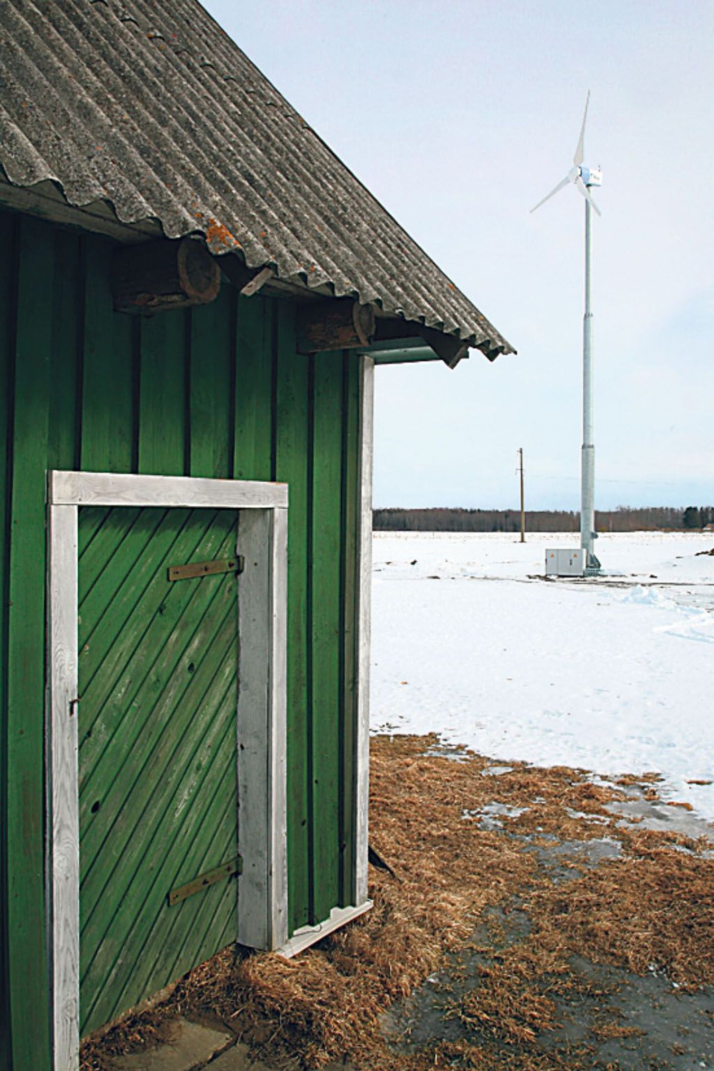 Audru vallas on sel aastal eraisikute õuele püstitatud kaks tuulegeneraatorit.