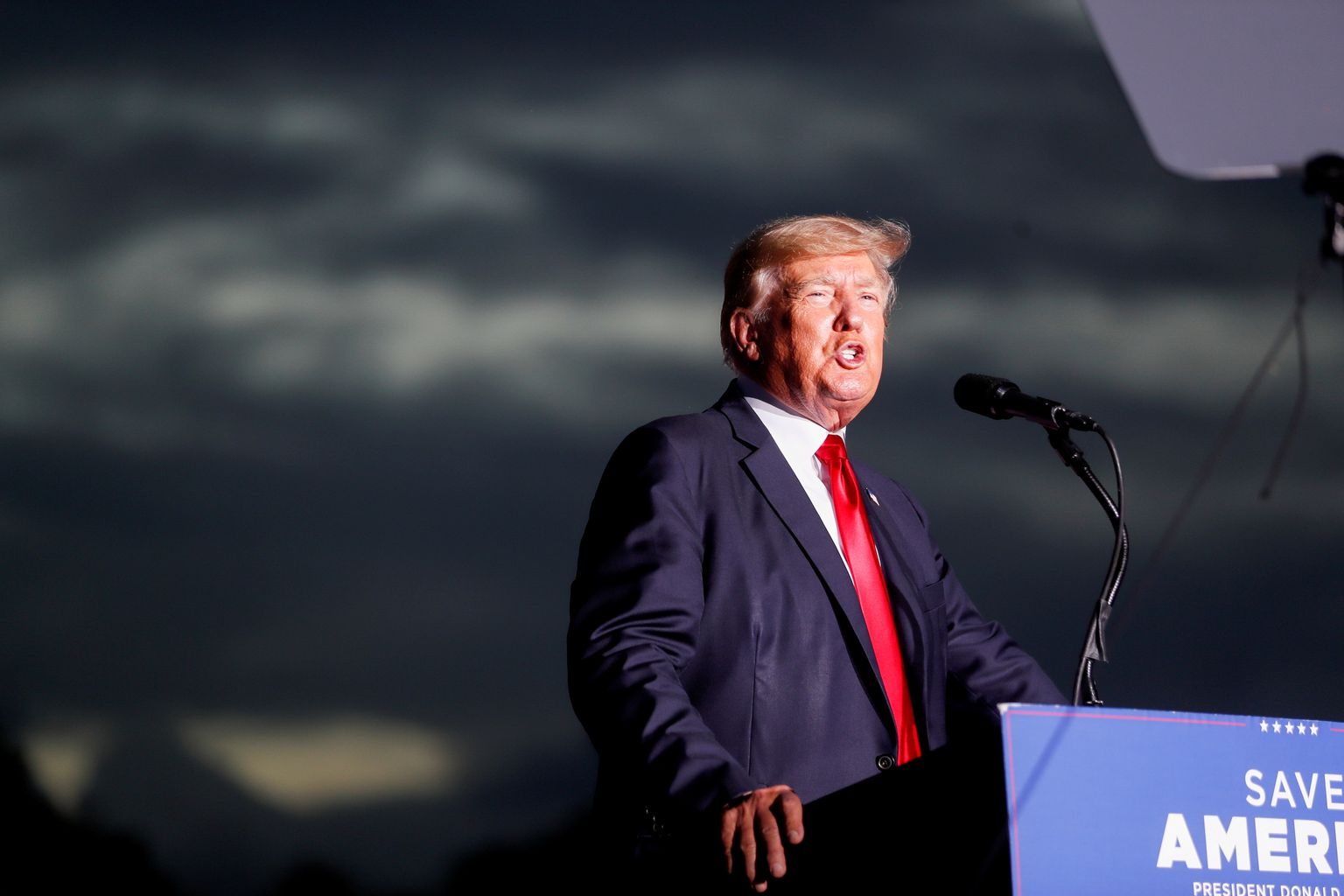 USA ekspresident Donald Trump pidamas 3. juulil Floridas Sarasotas oma toetajatele kõnet