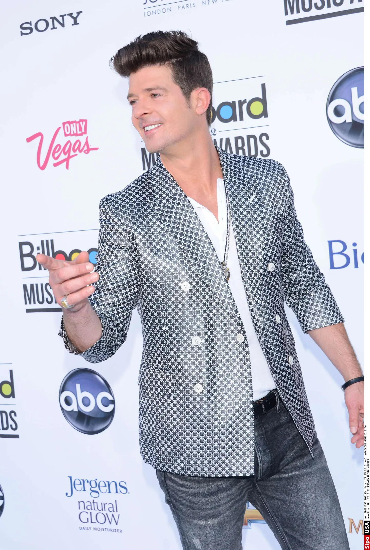 Robin Thicke